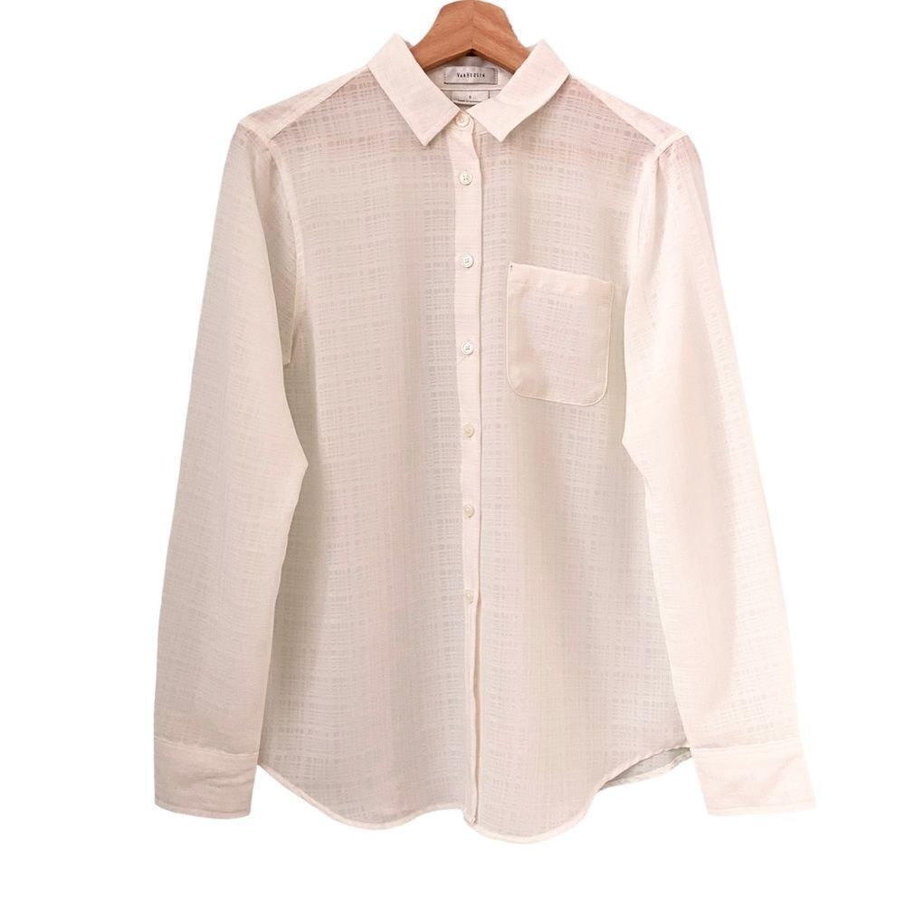 Van Heusen Sheer Button Front Long Sleeve Top in Size Small